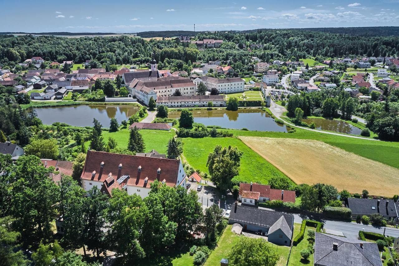 Schuettkasten Geras Bagian luar foto
